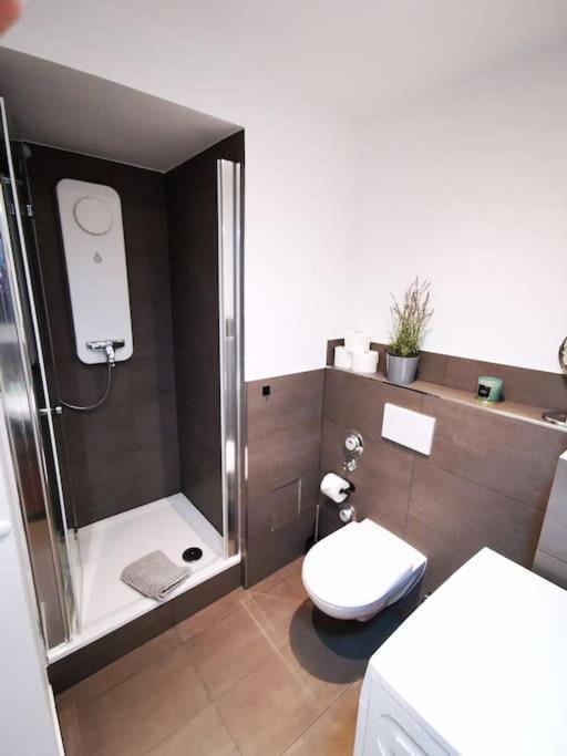 Hh 03 By Rockchair - Superhost Status - Modernes Apartment Mit Sonnigem Balkon & Premium Boxspringbetten In Winterhude - Hamburg Top Geheimtipp Bagian luar foto